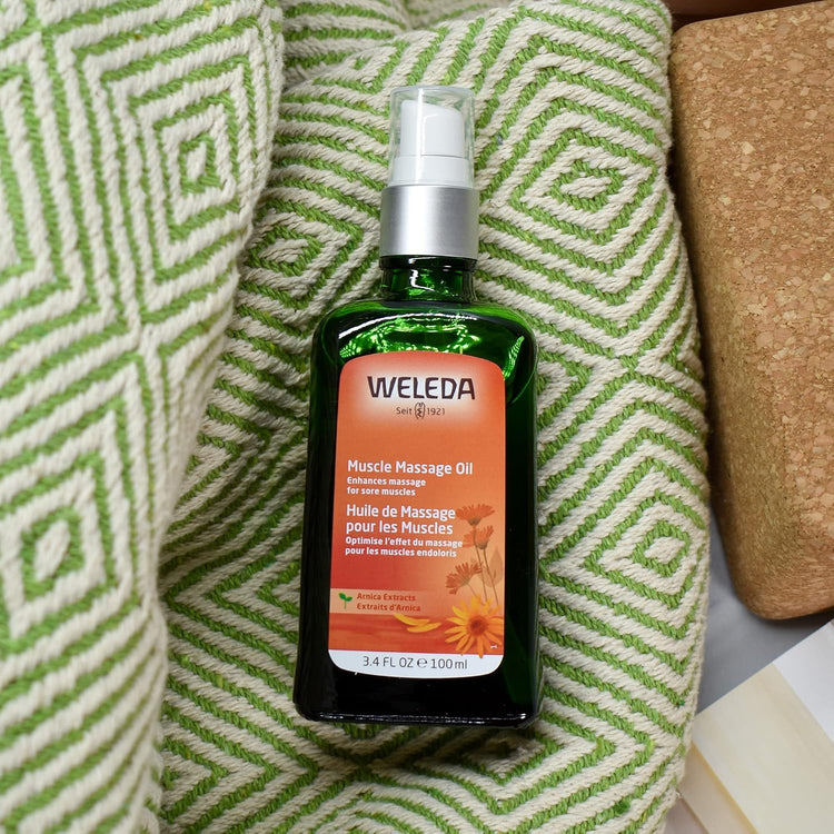 Weleda Olio Massaggio Decontratturante Arnica Sport 200 ml | olio arnica, weleda, massaggio sportivo, decontrattura muscolare, arnica montana, dolore muscolare, sport, recupero, bio, naturale